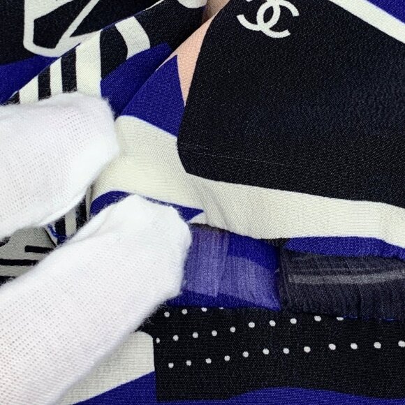 Chanel Multicolor geometric pattern printed silk shirt - Picture 9 of 9